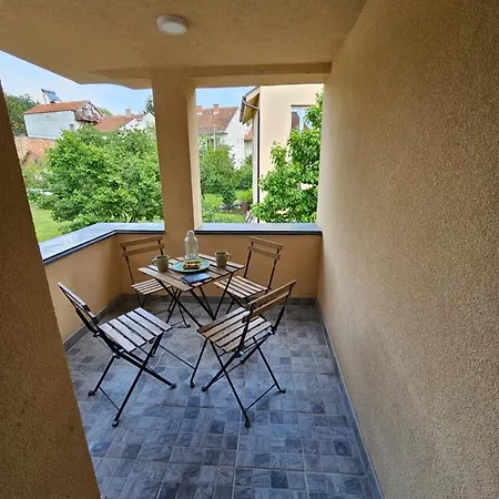 Bambi 2 شقة سوكو بانيا