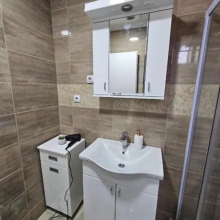 Bambi 2 سوكو بانيا