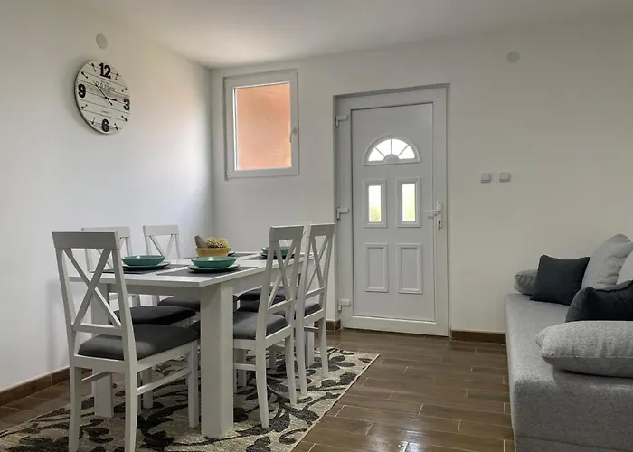 Bambi 2 Апартаменты